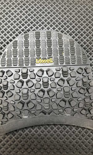 Набойки формованные BISSELL арт. RB-62B цвет черный (желтый логотип)9,5cm x10,5cm x 7,2mm