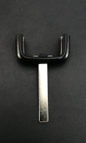 Передняя часть с жалом Opel