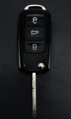 Корпус с жалом volkswagen HU-66 3 кнопки с шплинтом