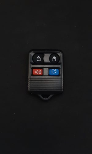 Корпус на 4 кнопки Ford