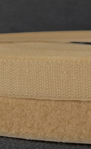 Застежка липучка 25мм бежевая, 100% нейлон, для обуви, рюкзаков, сумок, одежды 50см