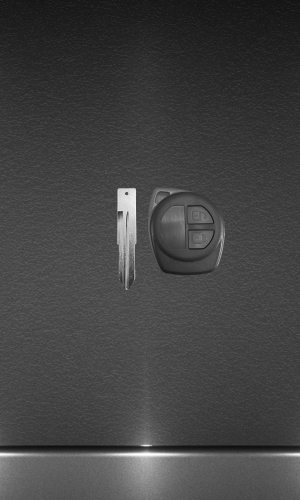 Корпус на 2 кнопки suzuki  (с резиновыми кнопками)