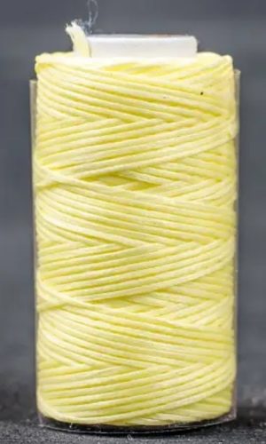 Нитка вощенная 1548-18 (плоский шнур), толщина 0.8мм, 50 метров, цвет лимонный