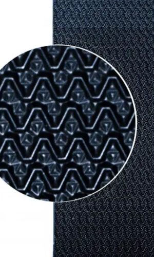 Резина профилактическая 380x285x3мм (пол листа)TRACK, цв. чёрный