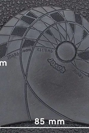 Набойка Favor размер средний, толщина 6.6мм, цвет: Черный