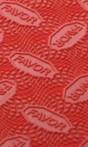 FAVOR светло красный 38*28,5*1,2 мм(пол листа)