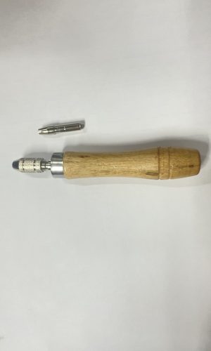 Деревянная ручка с цангой для прошивки